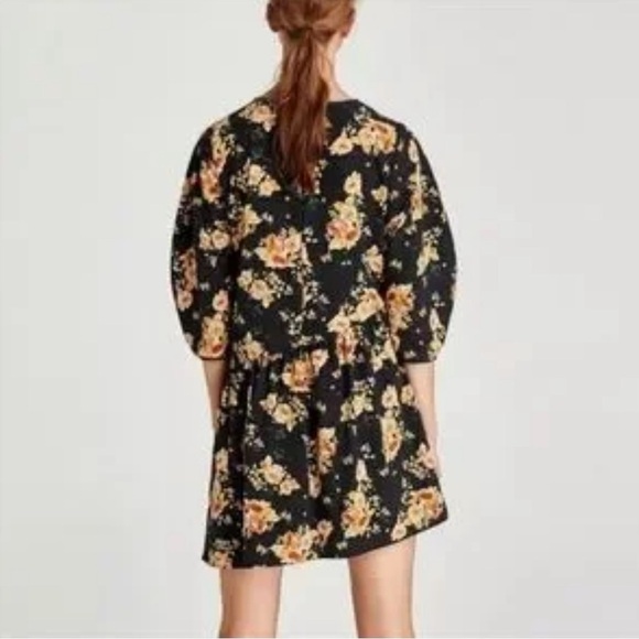 Zara dress with shorts underneath and asymmetrical cut! - Picture 2 of 7